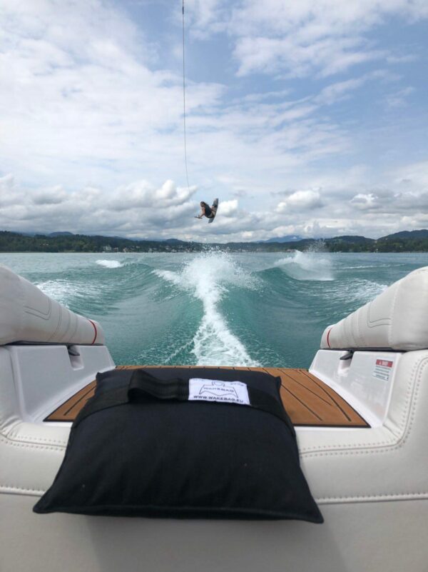 Wakebag ballast